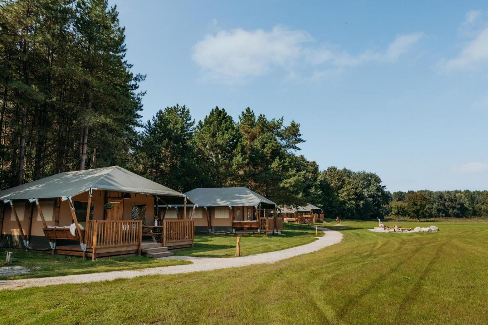 Glamping Lodge With Eco-Wellness ゼーウォルデ エクステリア 写真