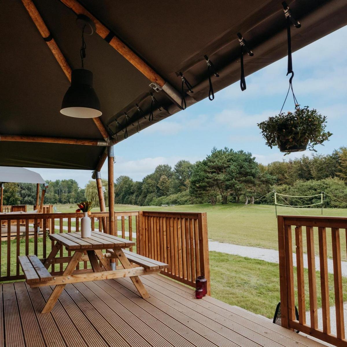 Glamping Lodge With Eco-Wellness ゼーウォルデ エクステリア 写真