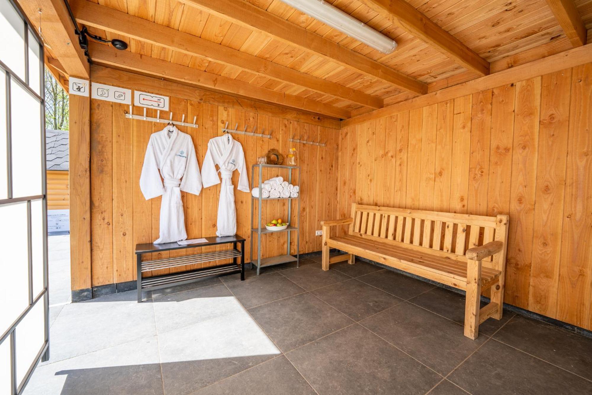 Glamping Lodge With Eco-Wellness ゼーウォルデ エクステリア 写真